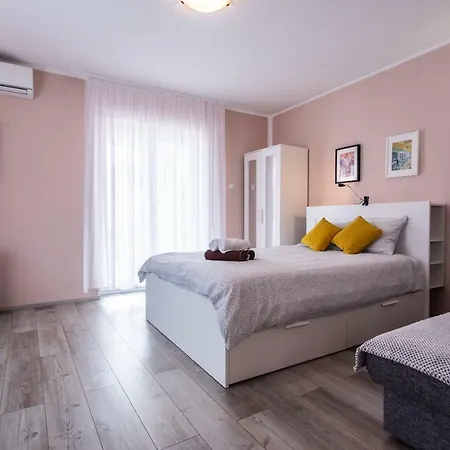 Apartments Ana Baska Exterior photo